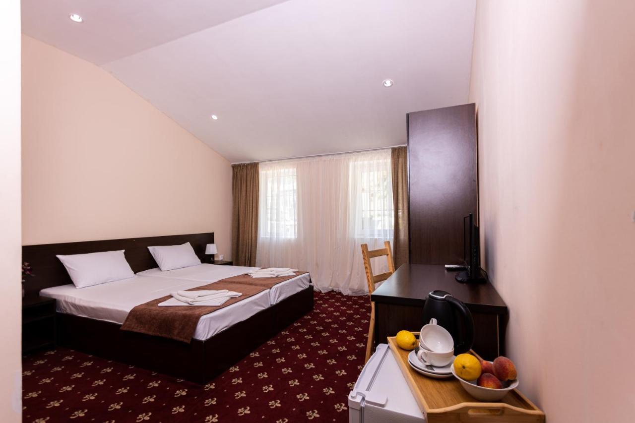 Hotel Nikopoli On Vodopadnaya 21А New Athos 외부 사진