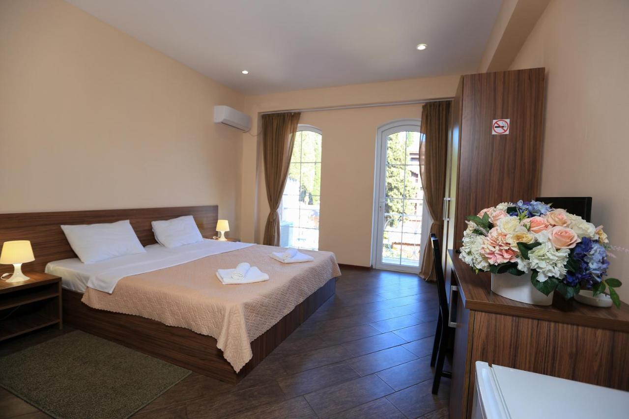 Hotel Nikopoli On Vodopadnaya 21А New Athos 외부 사진