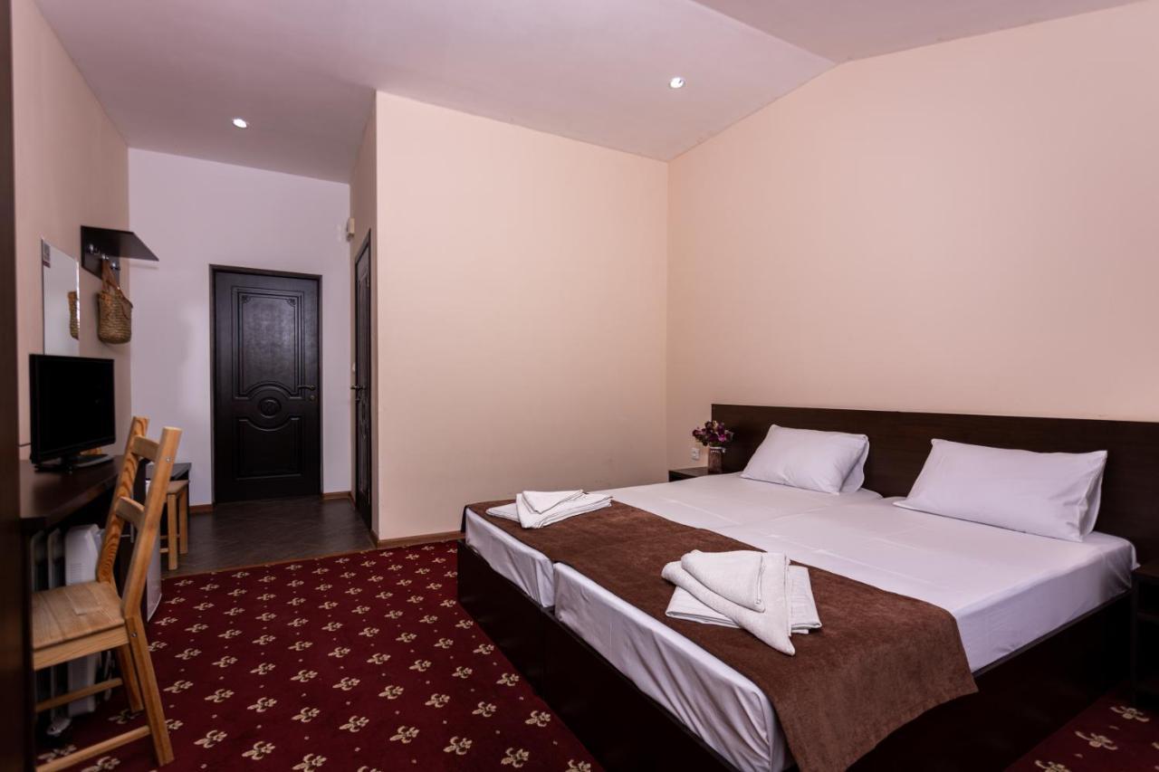 Hotel Nikopoli On Vodopadnaya 21А New Athos 외부 사진