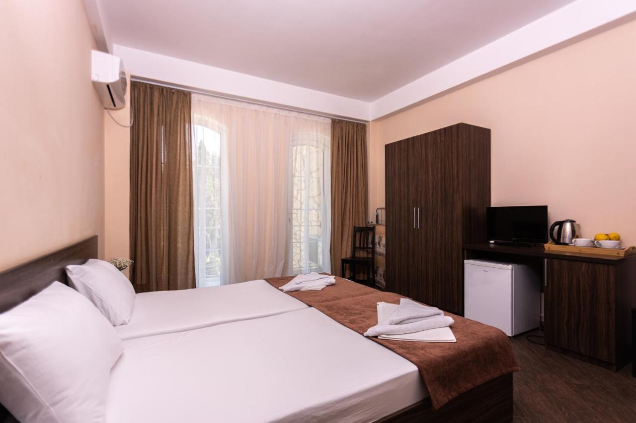 Hotel Nikopoli On Vodopadnaya 21А New Athos 외부 사진