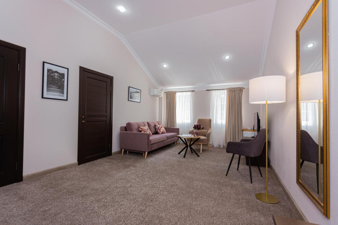 Hotel Nikopoli On Vodopadnaya 21А New Athos 외부 사진