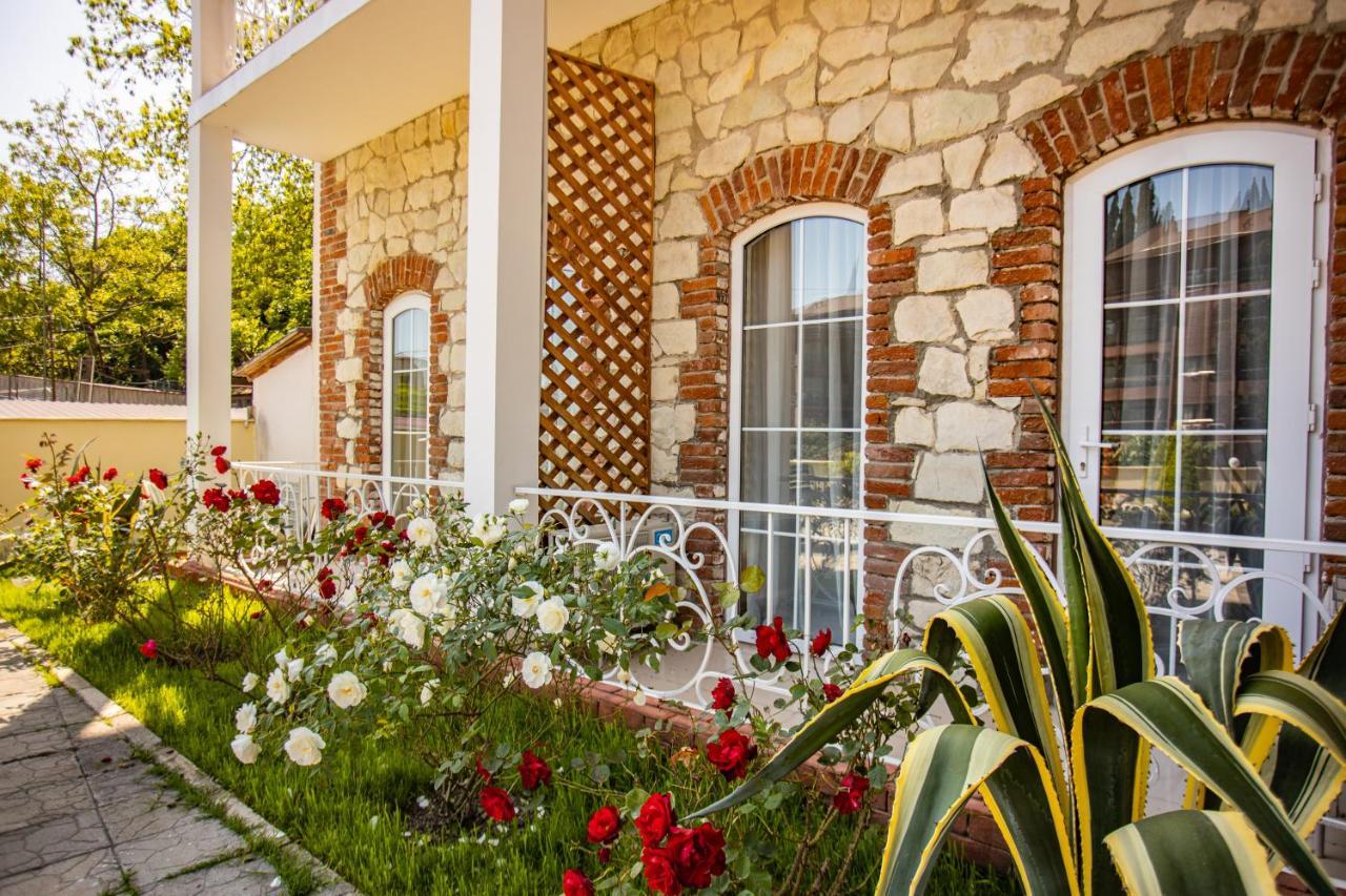 Hotel Nikopoli On Vodopadnaya 21А New Athos 외부 사진